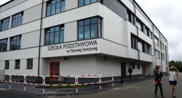 Nowy segment szkoły w Nowej Iwicznej, uroczyste rozpoczęcie nowego roku szkolnego.