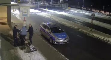 Dzięki współpracy służb ratunkowych szybko udzielono pomocy 55-latkowi przy PKP Piaseczno